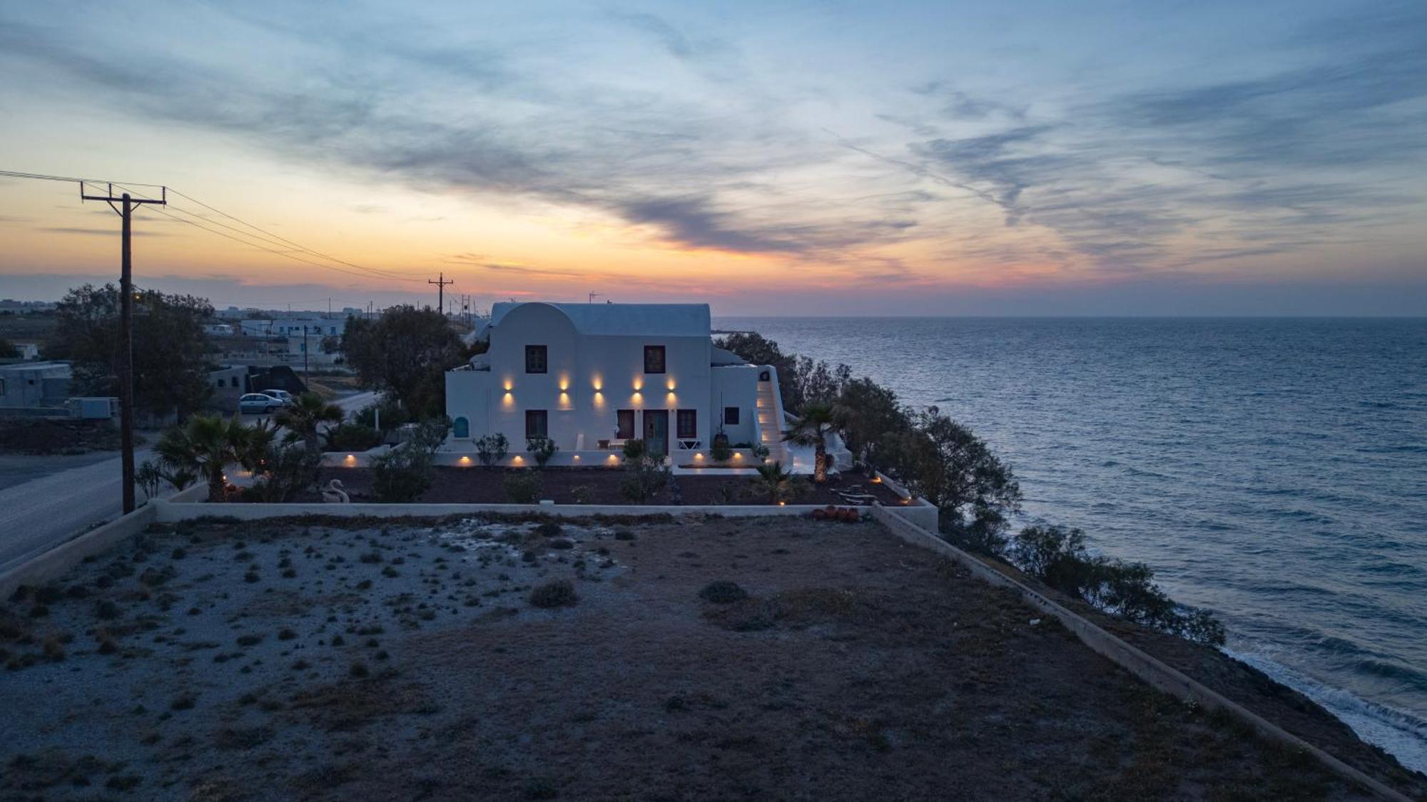 Michelangelo Beach Villa 이아 외부 사진